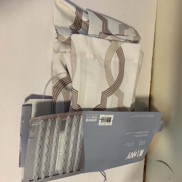 VCNY 2 pc Grommet Pair 38 x 48 Ea Caldwell Tan Whi - Picture 3 of 6